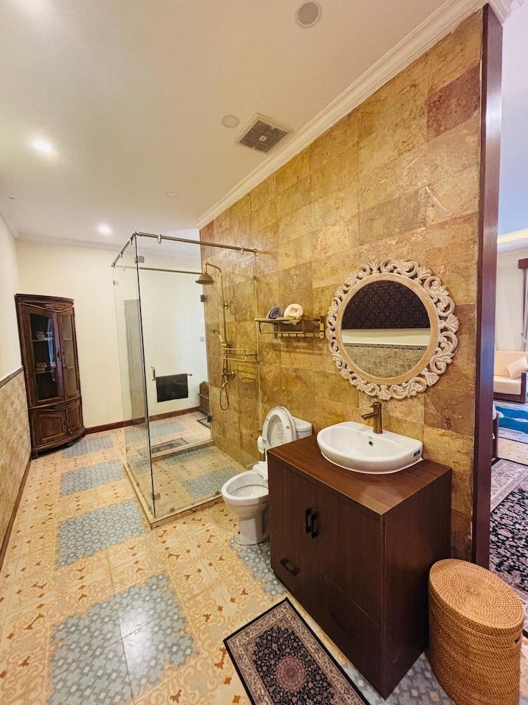 Guci Mas Ghouse Sayan Superior Double Room 3