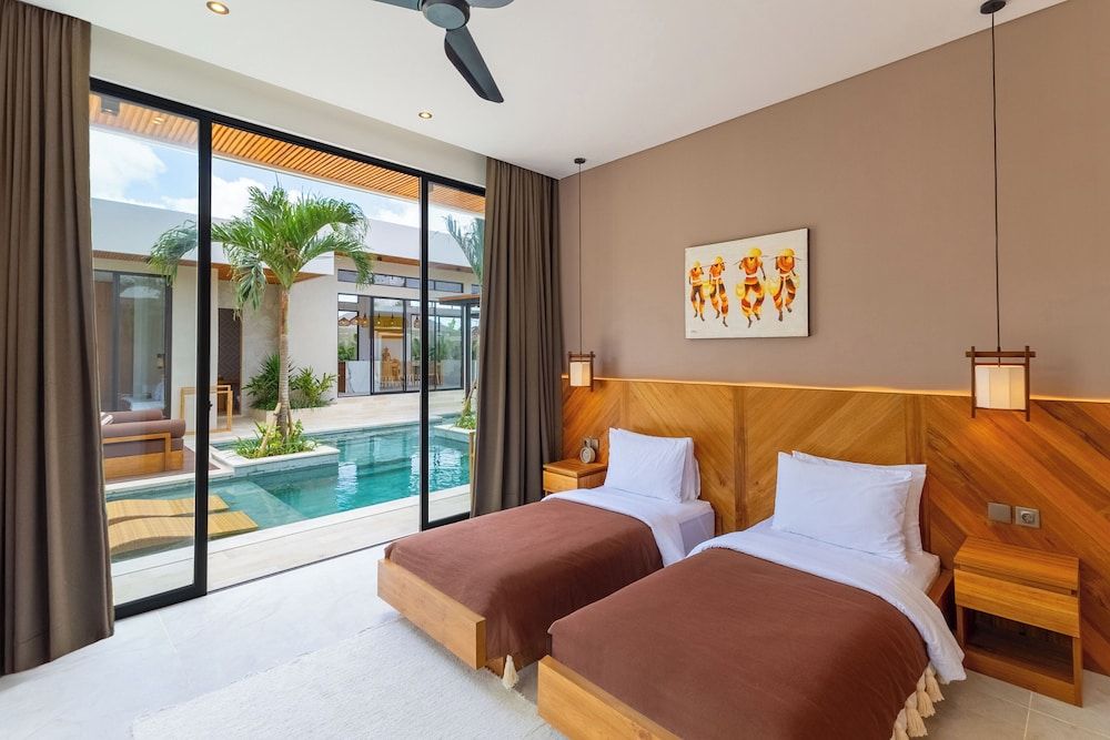 Deluxe Villa, Pool View