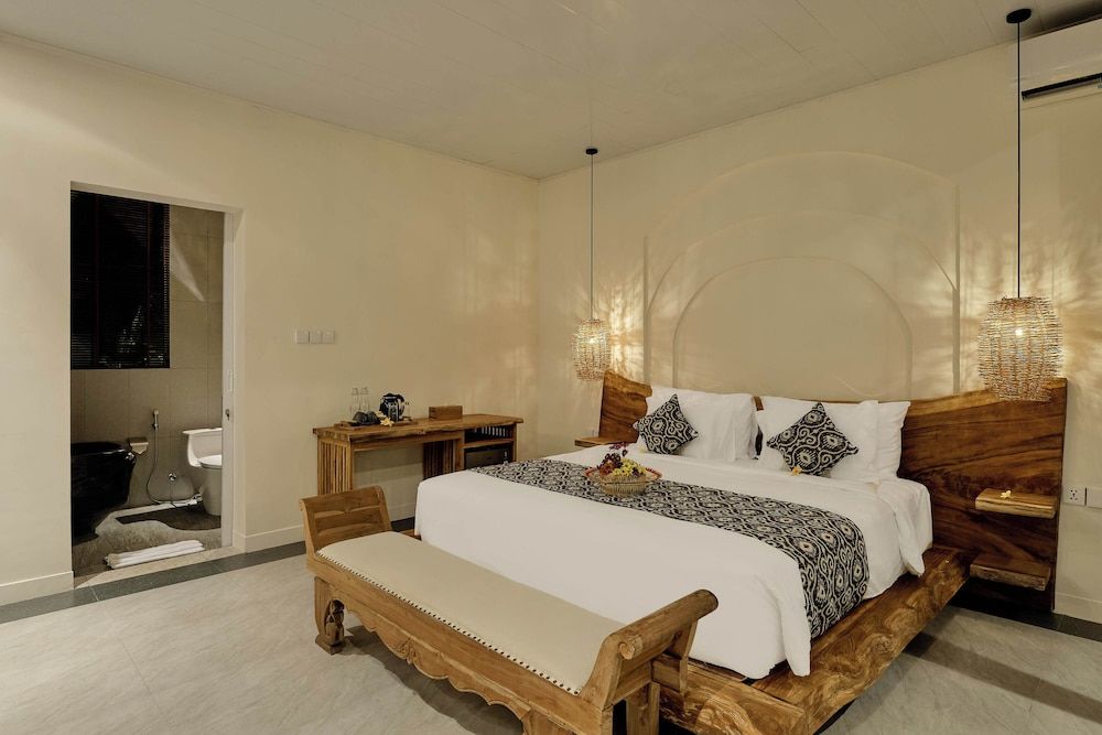 One Bedroom infinity pool villa with jungle view