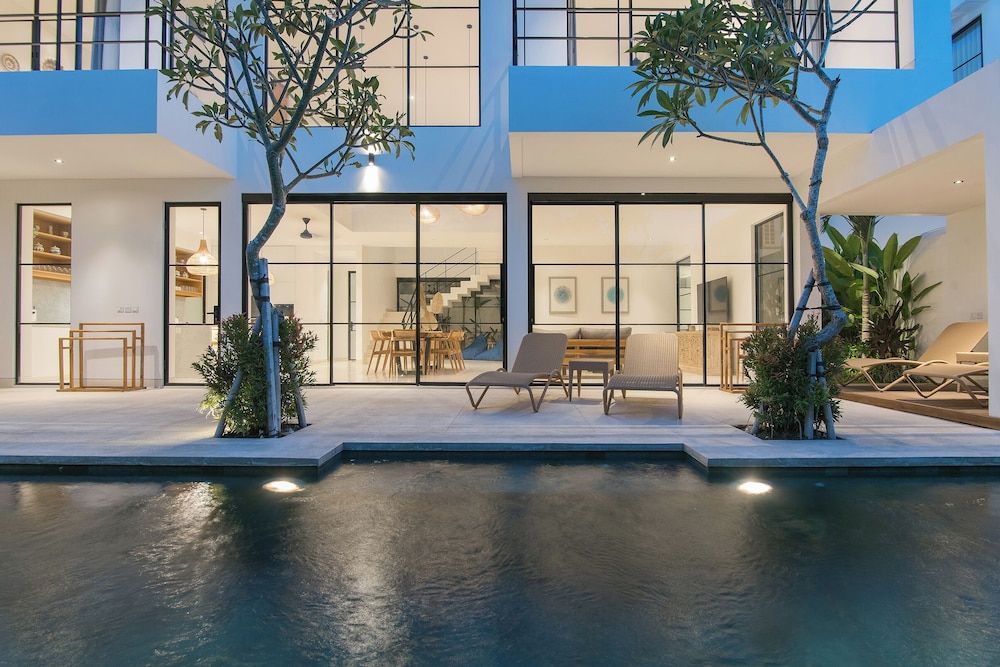 Villa, Balcony, Garden View