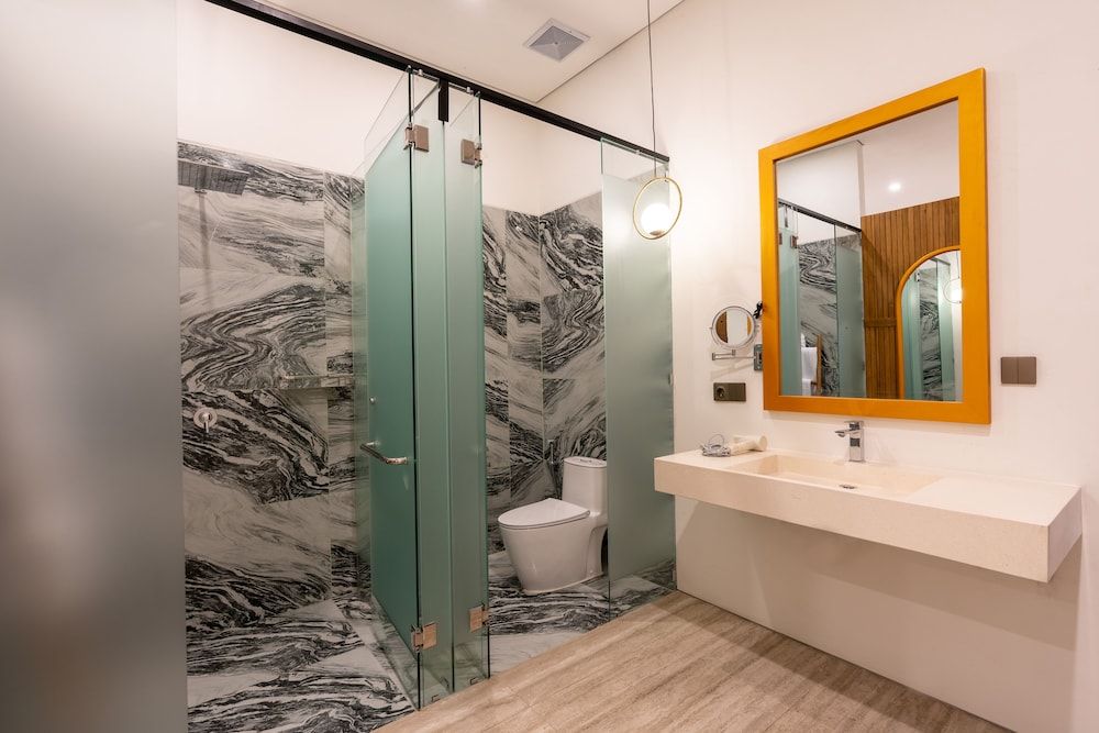 Tribhuwana Padma Lake Resort Double or Twin Room 8