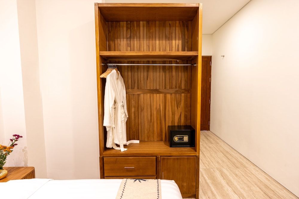 Tribhuwana Padma Lake Resort Double or Twin Room 4