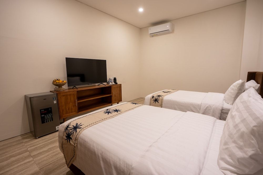 Tribhuwana Padma Lake Resort Double or Twin Room 5