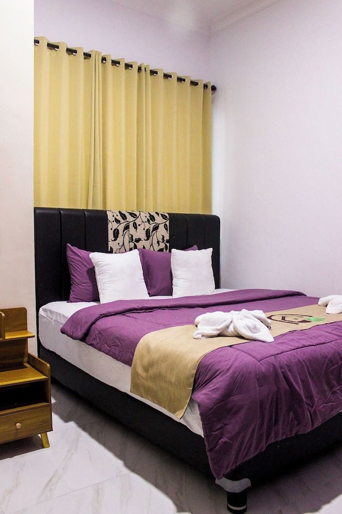 Omah Poer Banyuwangi Standard Room, Non Smoking 2