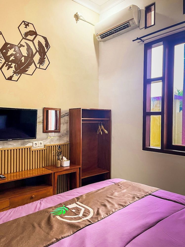 Omah Poer Banyuwangi Standard Room, Non Smoking 4