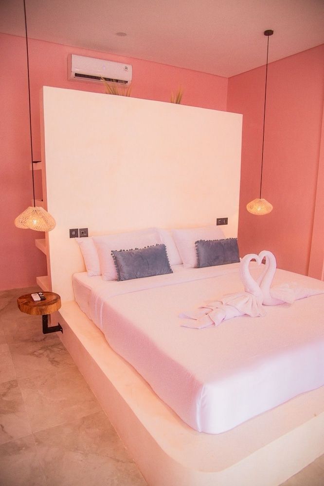 The Hyde Boutique Hotel