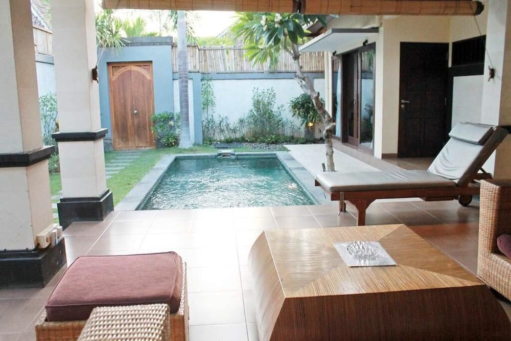 Tahoma Villas Seminyak Villa, 3 Bedrooms, Pool View 11