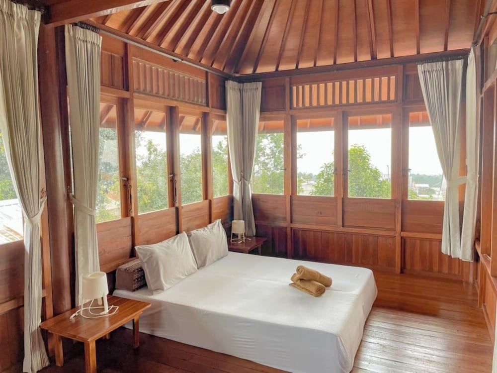 Arovala Villa Studio, Garden View 12