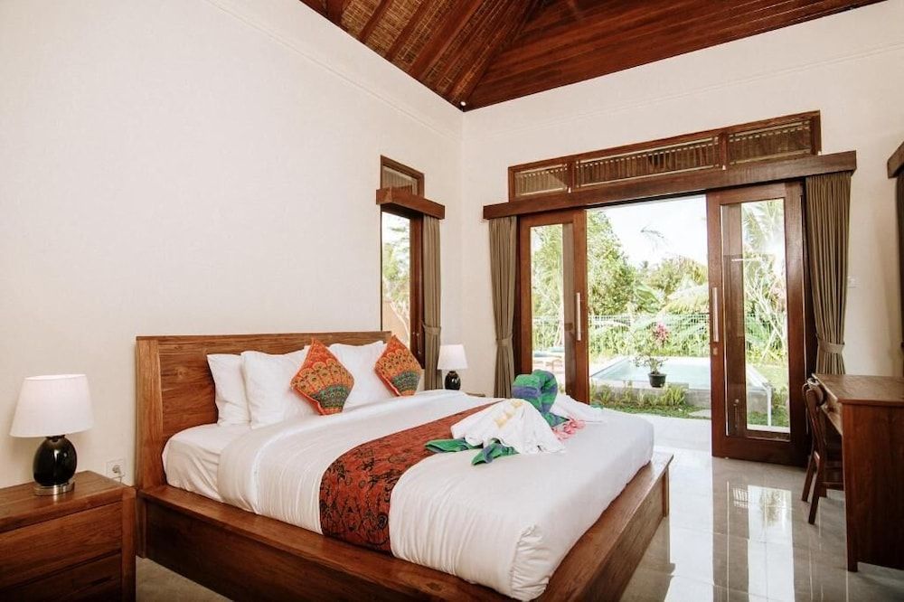 Villa Kerta Ubud Villa, Pool View 2