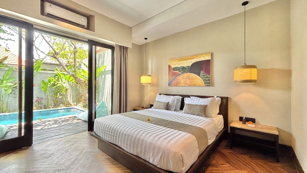 Luxury Villa, 1 Bedroom, Pool View