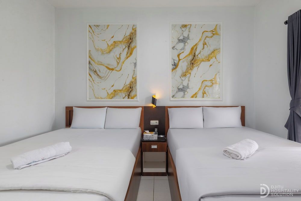 SG Hotel Pangandaran Family Room 3