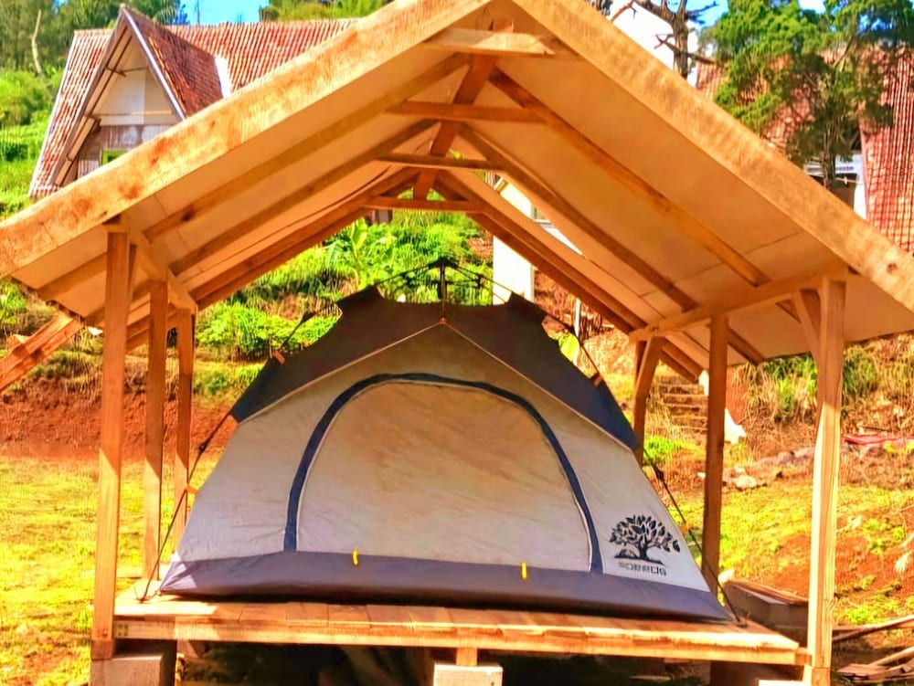 Ciwidey Jungle Camp & Villa Junior Tent, Patio, Mountain View 2