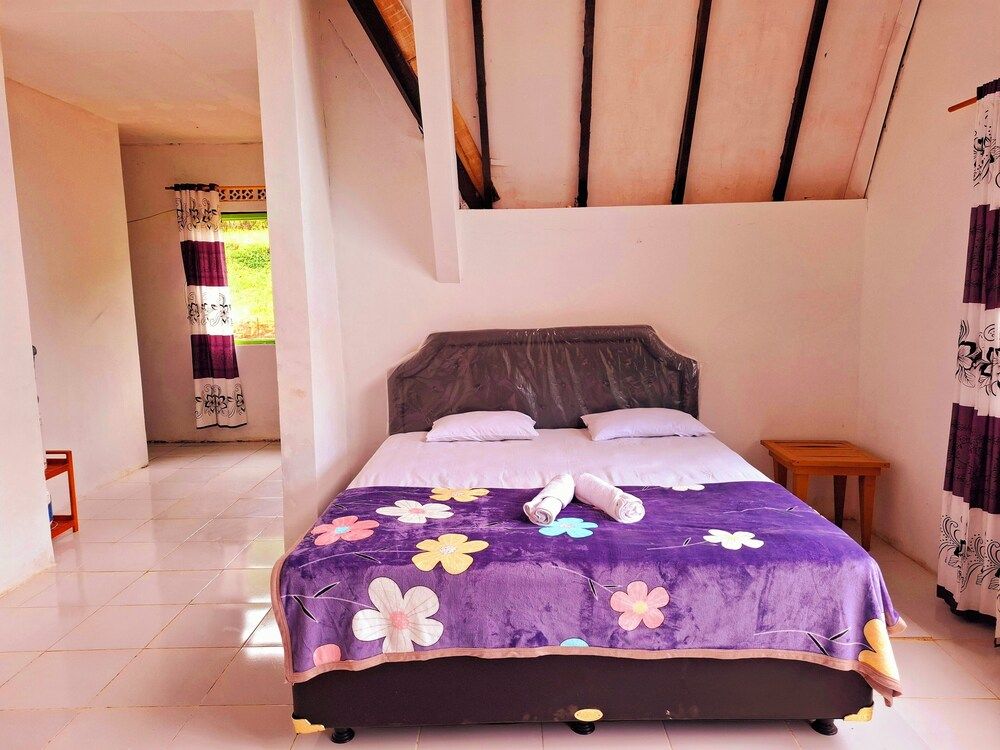 Ciwidey Jungle Camp & Villa Family Villa, Balcony, Mountain View 4