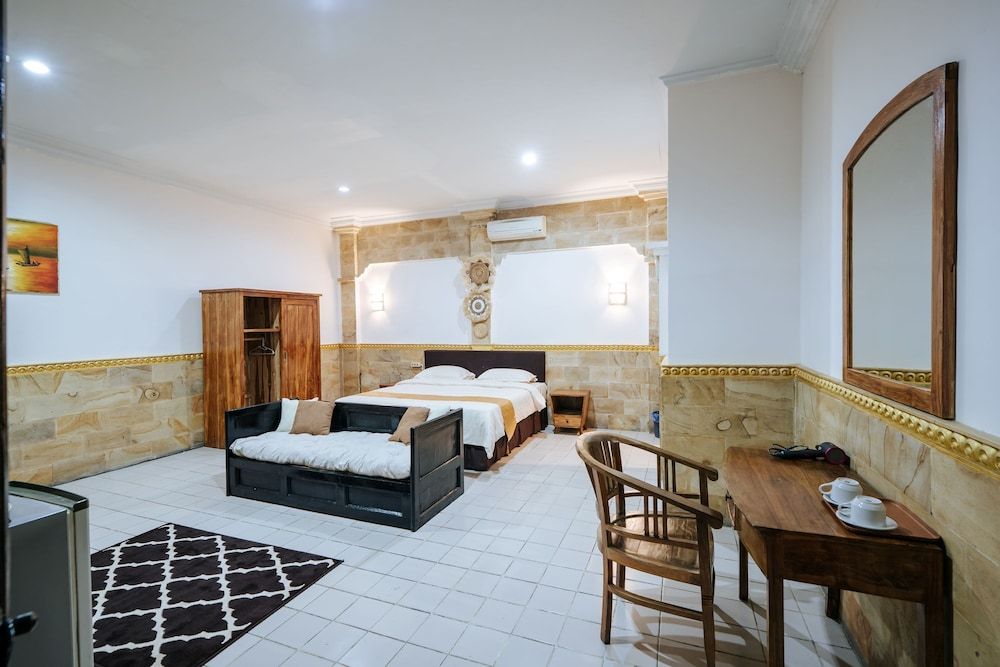 Deluxe Double Room, Poolside