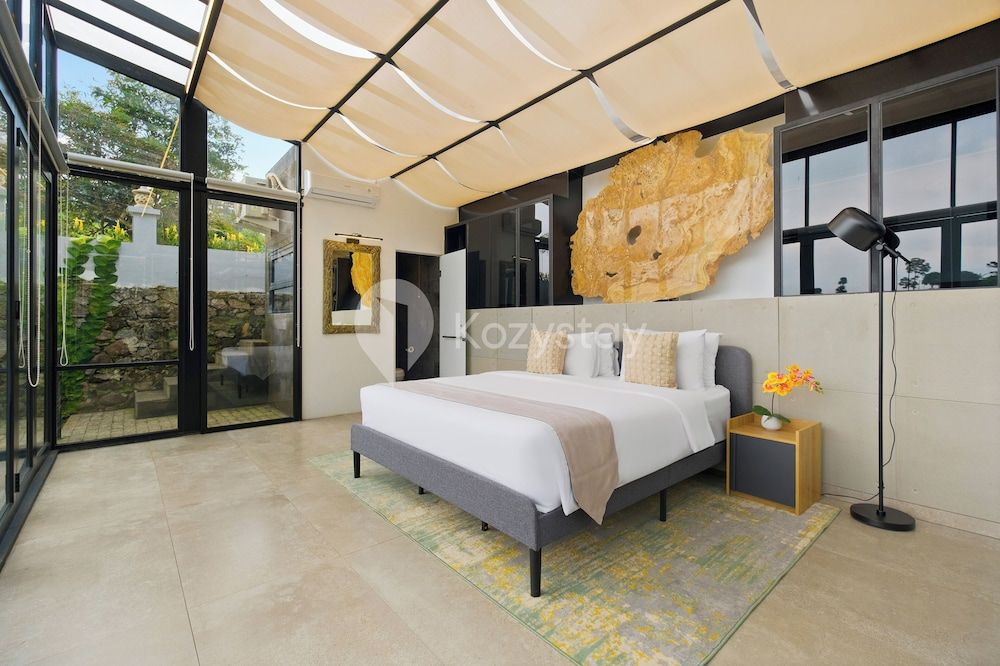 Griya Keraton Villa by Kozystay - Dago Villa, 4 Bedrooms, Mountain View 16