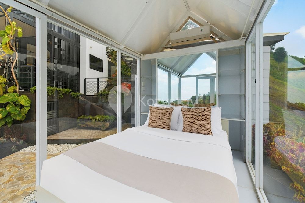 Griya Keraton Villa by Kozystay - Dago Villa, 4 Bedrooms, Mountain View 8