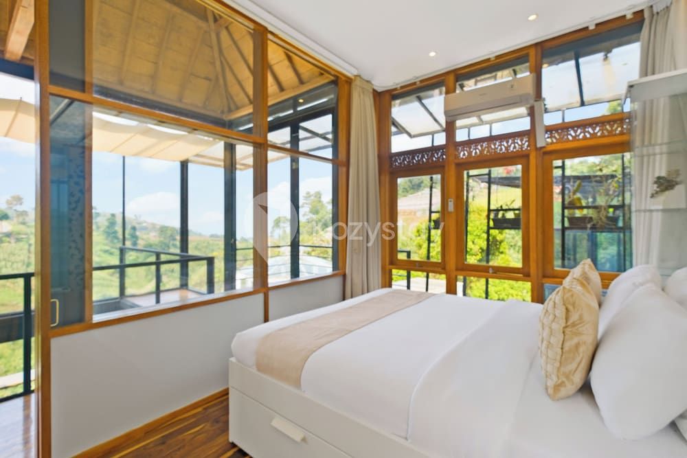 Griya Keraton Villa by Kozystay - Dago Villa, 4 Bedrooms, Mountain View 4