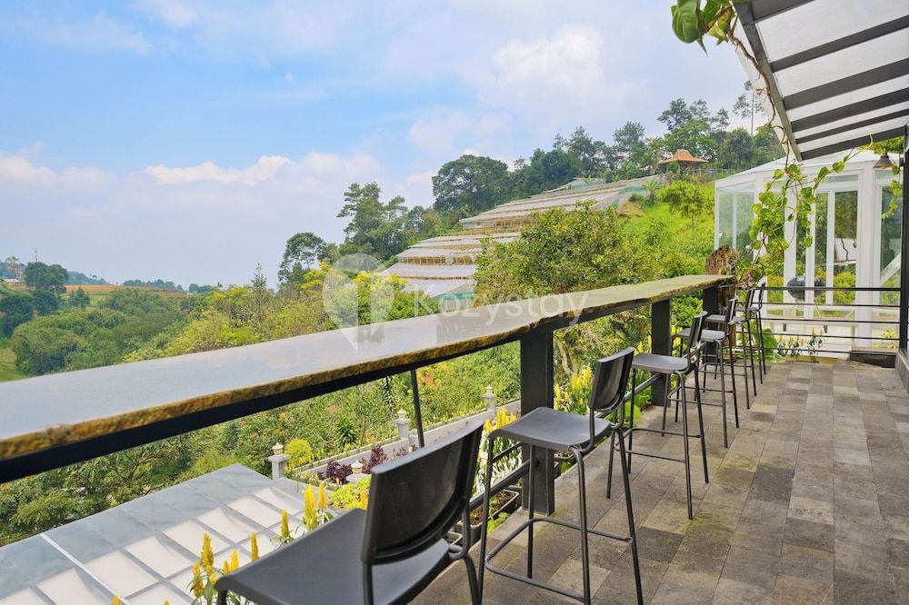 Griya Keraton Villa by Kozystay - Dago Villa, 4 Bedrooms, Mountain View 25