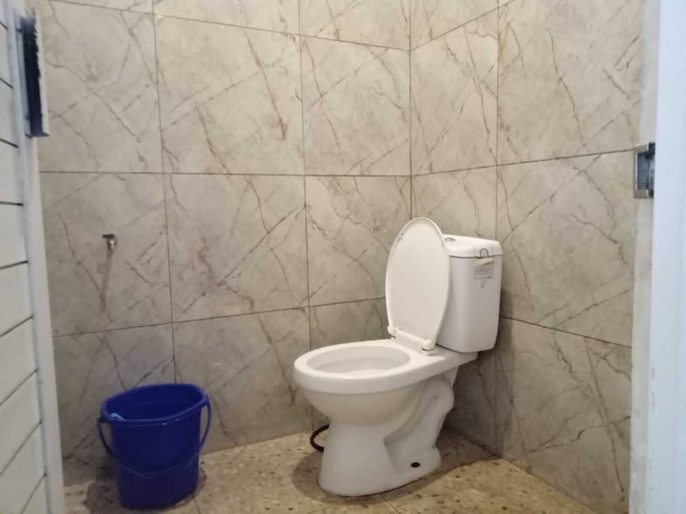 Fan Family Bromo Homestay Standard Room 7