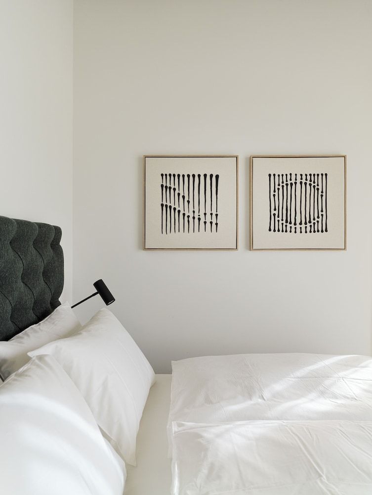 Heiðin Homes Villa, River View 5