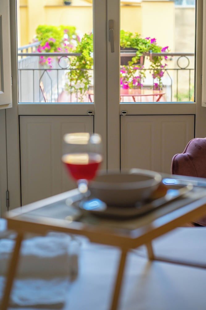 La Dimora degli Scrittori Executive Double Room, Private Bathroom, Courtyard View (Quasimodo) 7