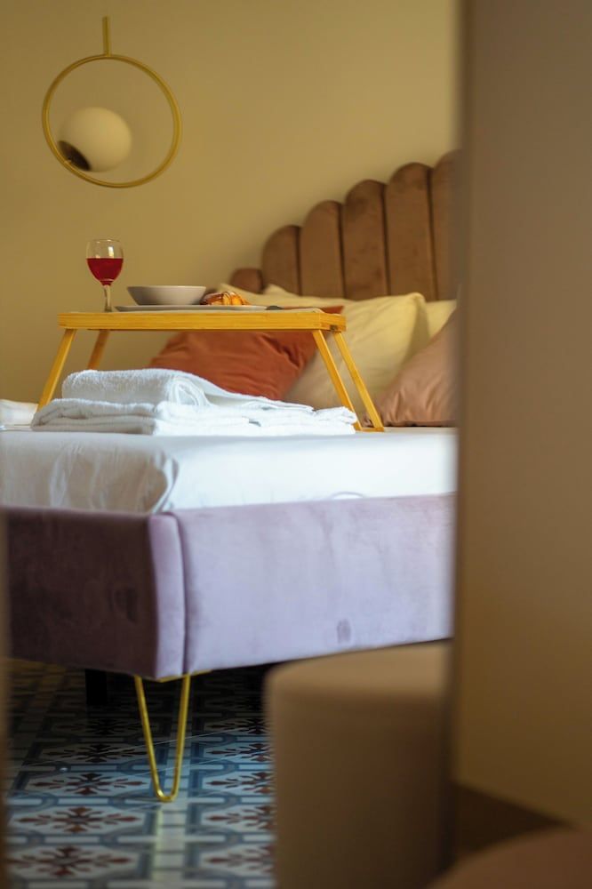 La Dimora degli Scrittori Executive Double Room, Private Bathroom, Courtyard View (Quasimodo) 5