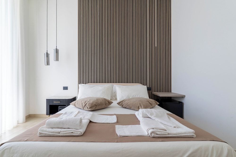 La Dimora degli Scrittori Deluxe Double Room, Private Bathroom, City View (Verga) 4