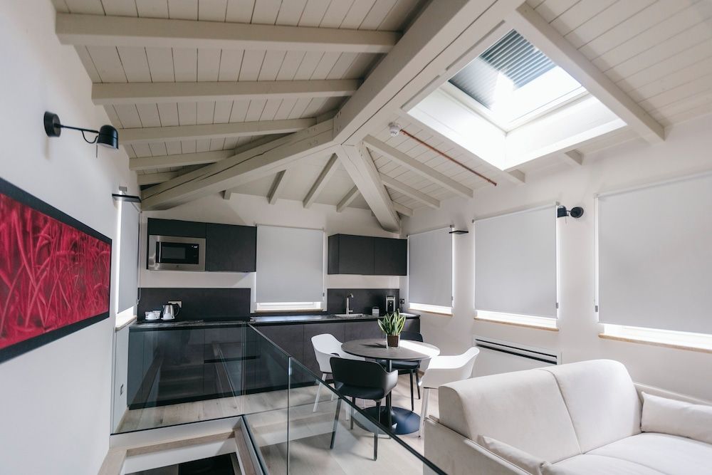 Deluxe Duplex, City View
