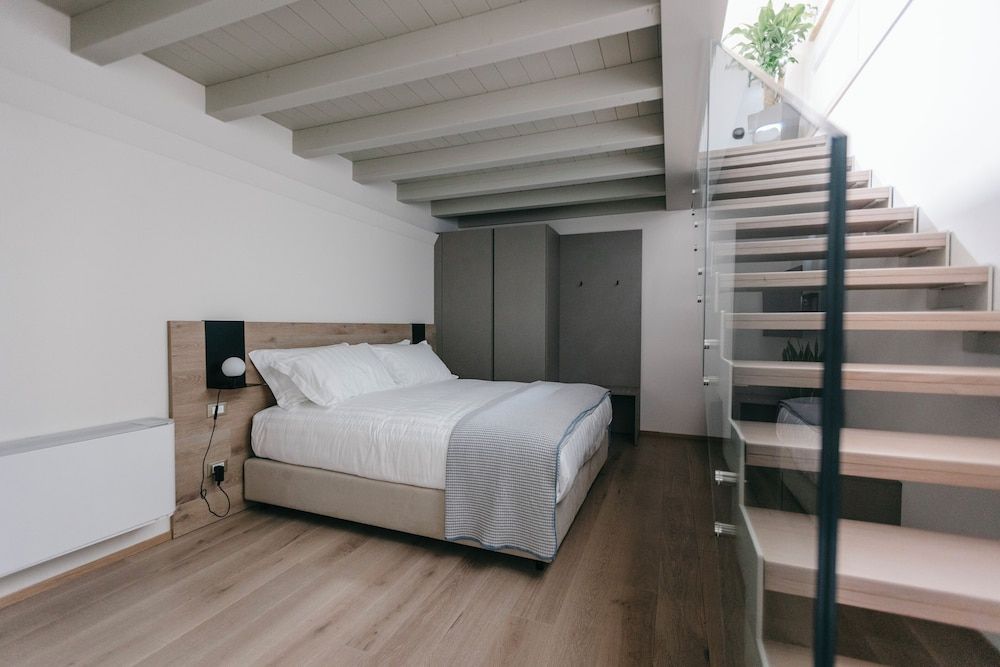 Deluxe Duplex, City View