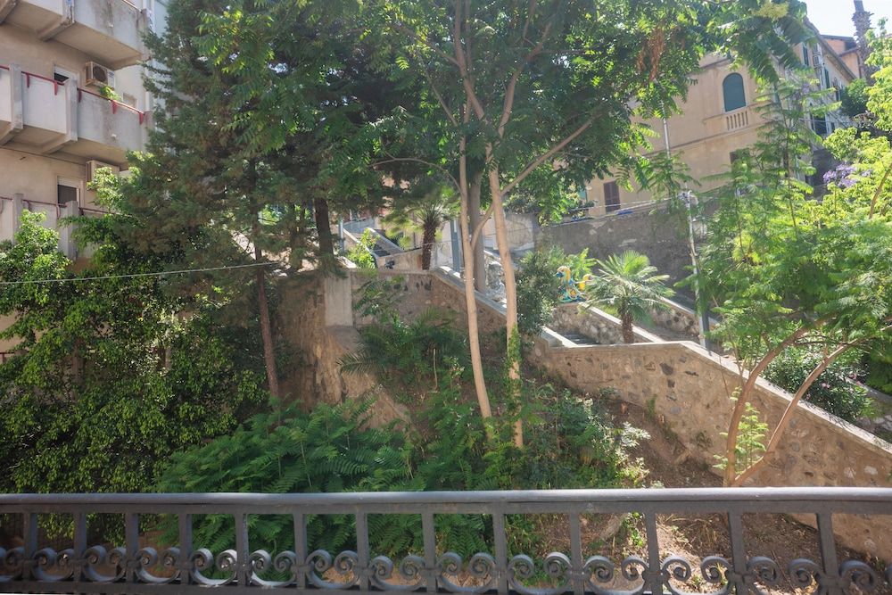 Fontana Falconieri Boutique Hotel Deluxe Room 7