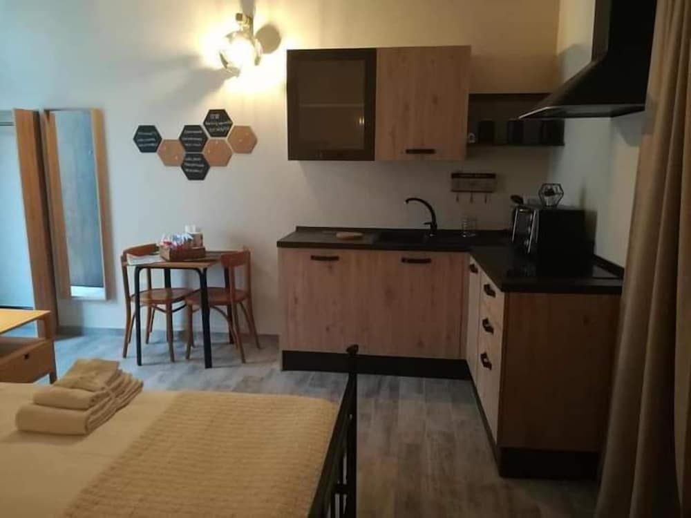 La Grazia Trani Classic Double Room 4