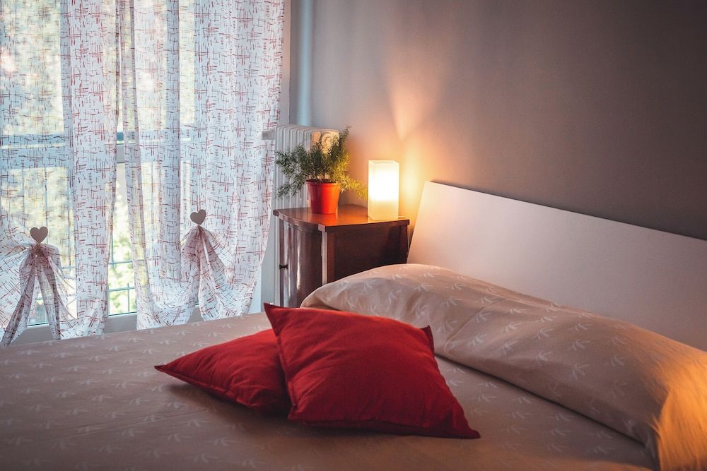 Guest House COLORS Deluxe Triple Room 3