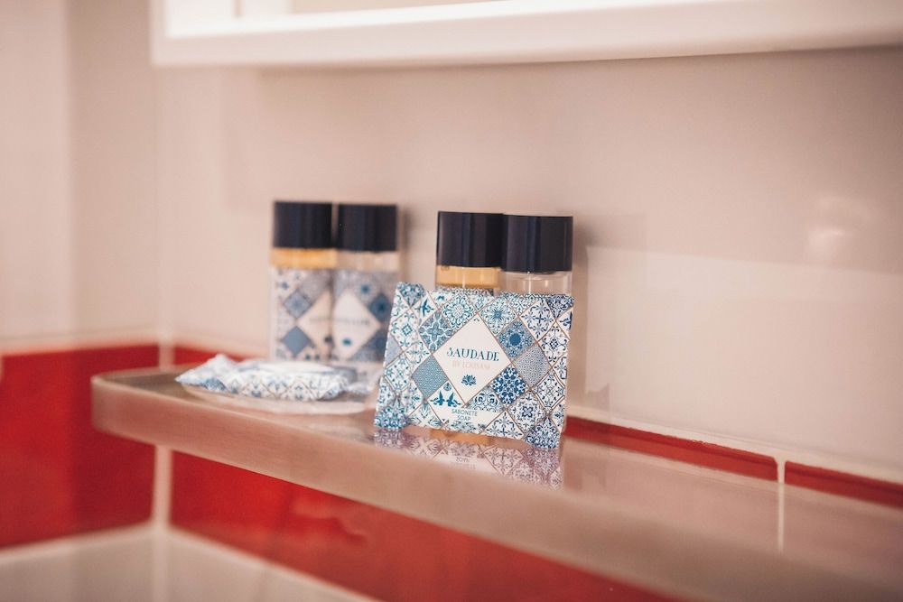 Guest House COLORS Deluxe Triple Room 10