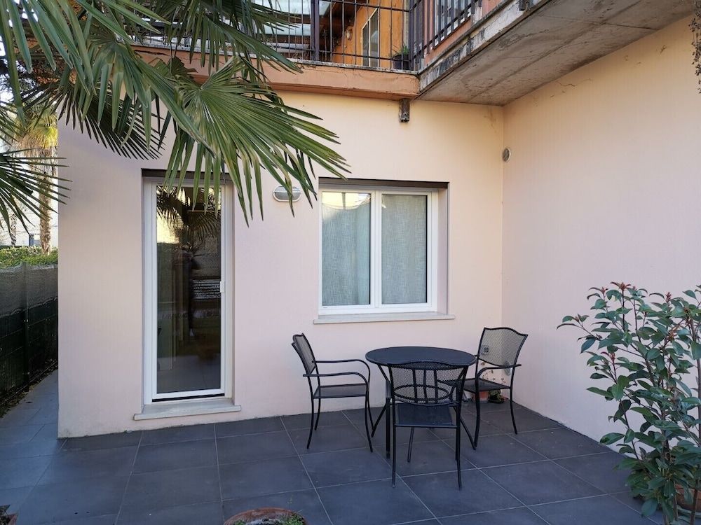 Casa Belfiore - Martiri di Belfiore 23 Classic Studio, Patio, Garden View 3