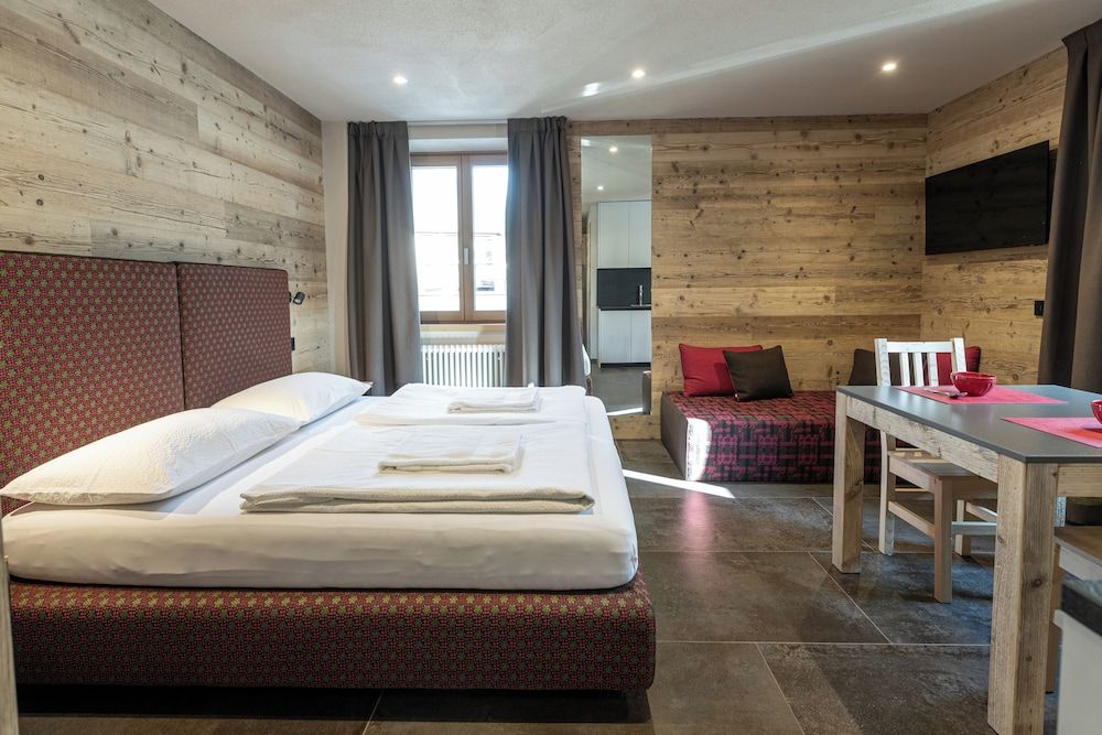 BAITA LARIX BORMIO Deluxe studio second floor 11