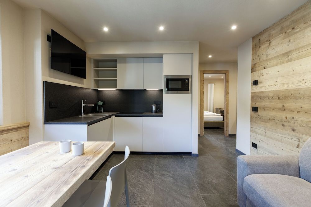 BAITA LARIX BORMIO Superior three-room apartment second floor 9