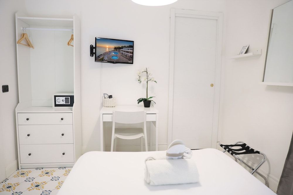 Hotel Palma Central Single Room 11