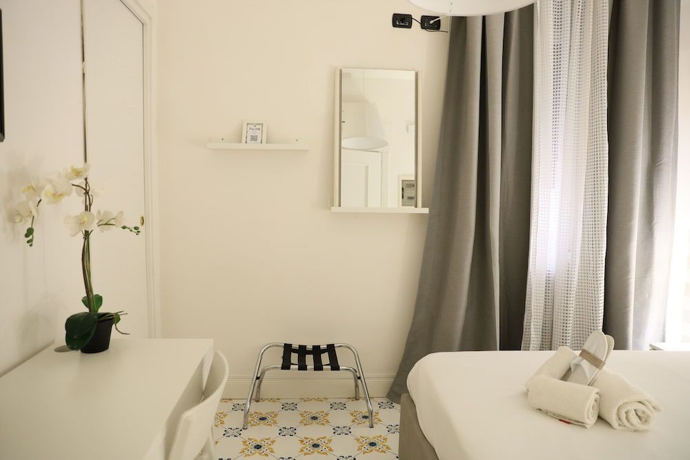 Hotel Palma Central Single Room 13