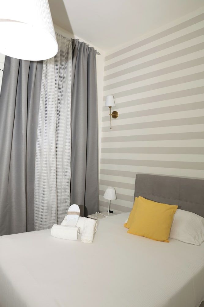 Hotel Palma Central Single Room 2