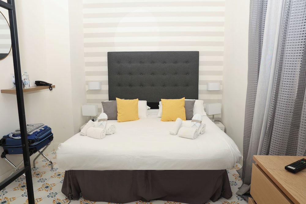 Hotel Palma Central Classic Double Room 8