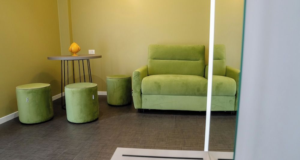 Opera Hotel Superior Quadruple Room, Balcony, Courtyard View 12