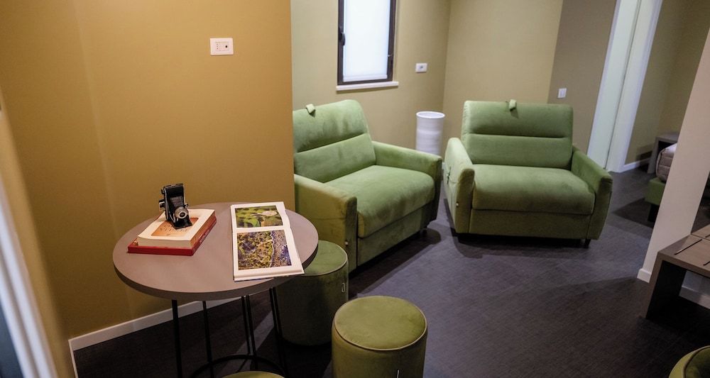 Opera Hotel Standard Quadruple Room 11