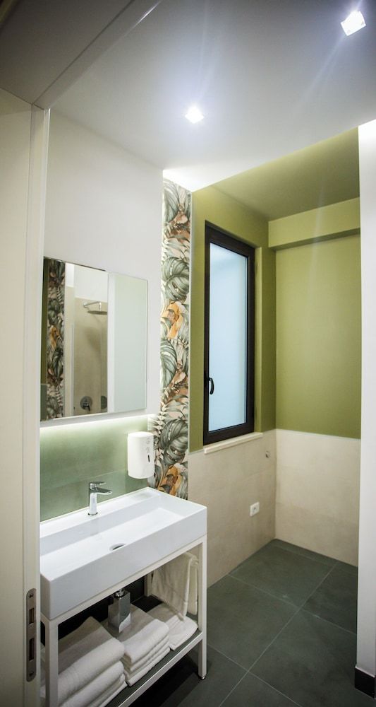 Opera Hotel Standard Quadruple Room 21