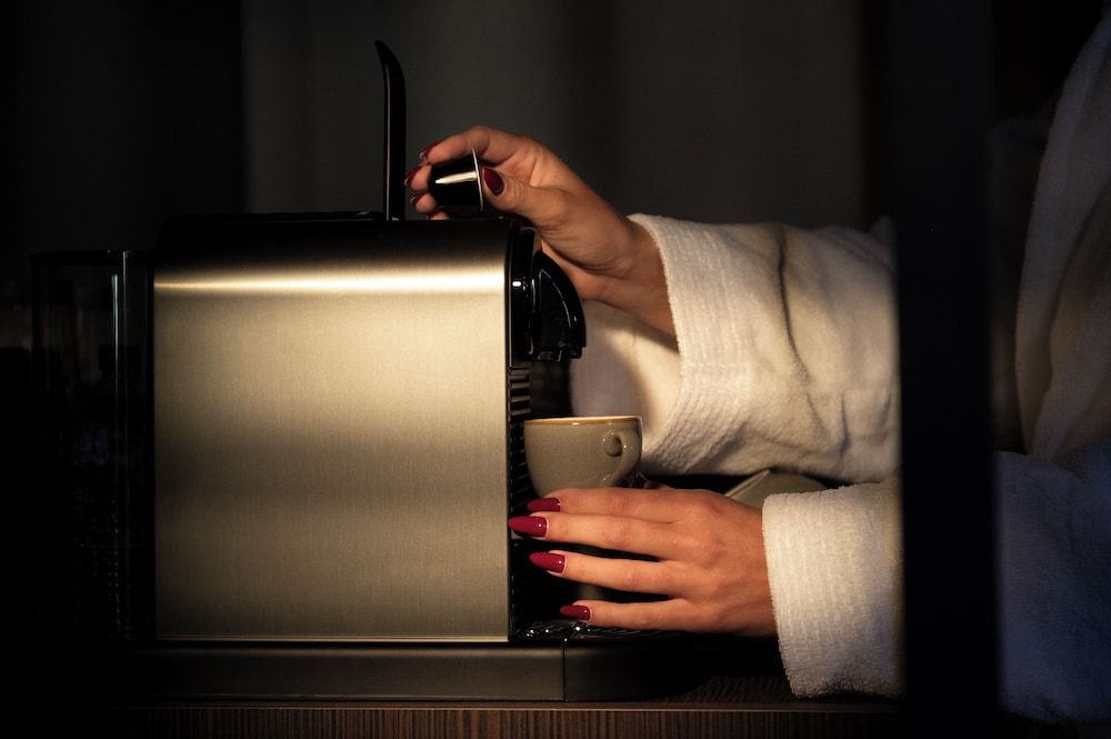 MIMESIS 11 - BOUTIQUE HOTEL - LAKE COMO Deluxe Room, Partial Lake View 7