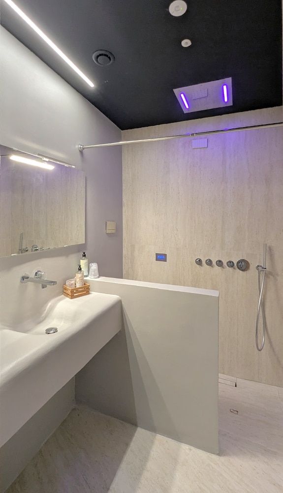 Le Stele Art Relais Design Double or Twin Room, 1 Bedroom, Balcony, Valley View 7