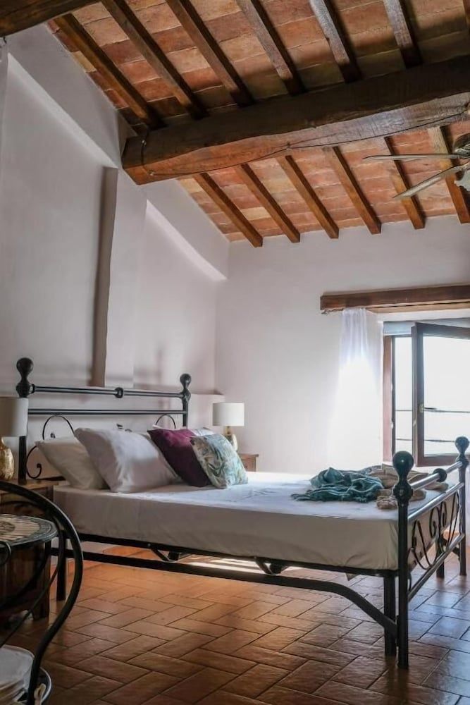 Lemon Tree Boutique Guesthouse Panoramic Double Room, Hill View 6