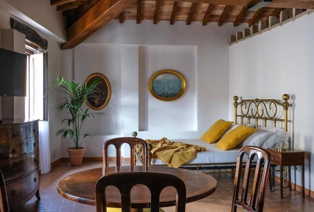 Lemon Tree Boutique Guesthouse Royal Suite, City View 2