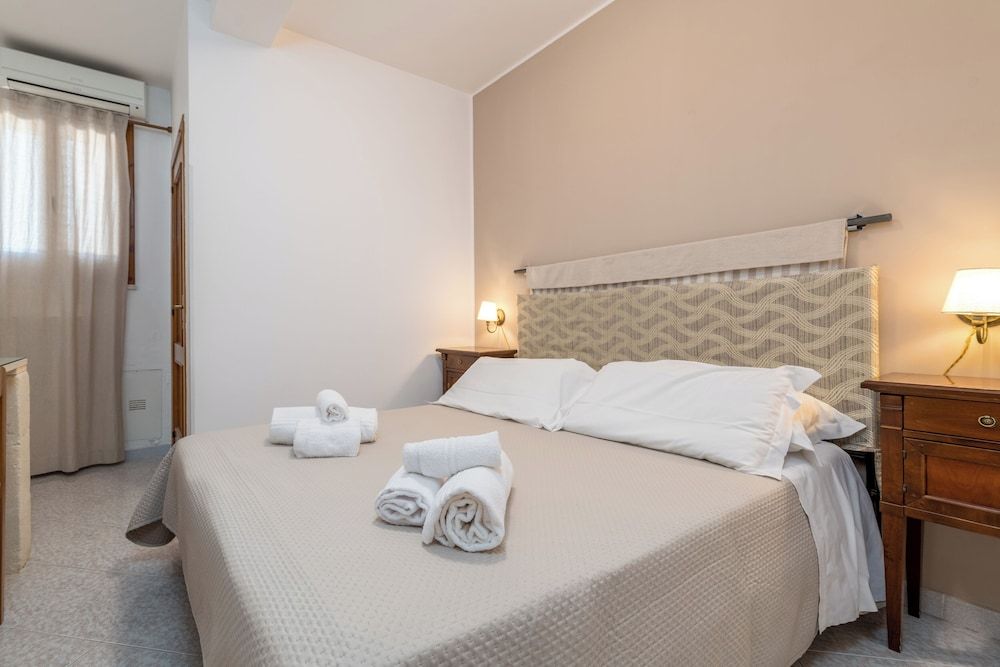 Piccolo Hotel Villa Rosa Double Room, 1 Queen Bed, Non Smoking, Air conditioning 2