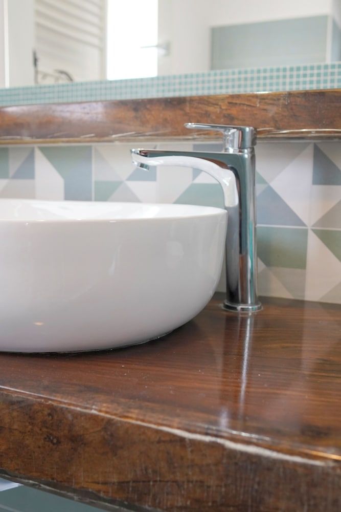 DC House Double Room, Balcony 8