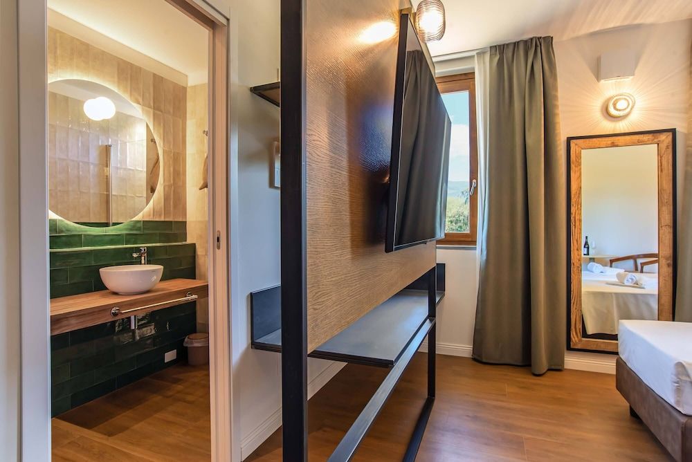 Residenza di Campagna Montelleri Classic Double or Twin Room 6